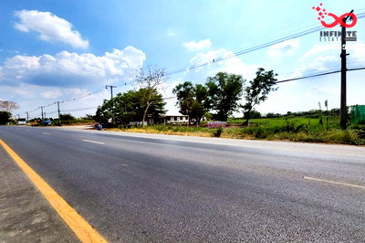 ที่ดิน ถนนรังสิต-นครนายก : ขายที่ดิน 5 ไร่เศษ ติดถนนรังสิต-นครนายก คลอง 19 องครักษ์ หน้ากว้าง ถมแล้ว 