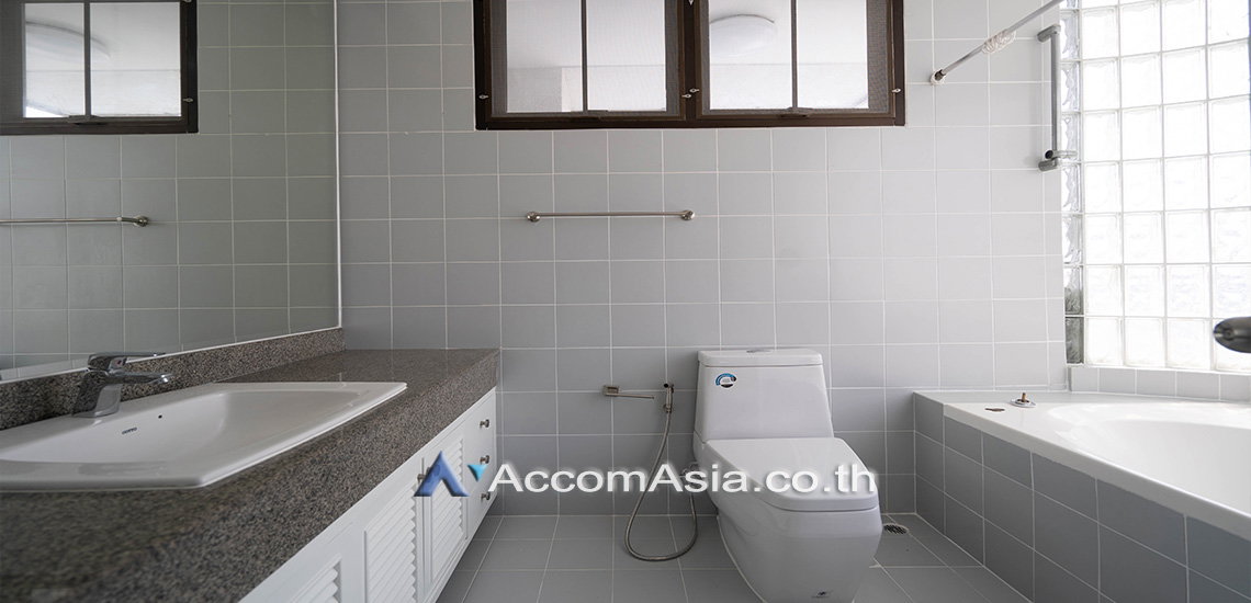 รูป 🔼🔽 AccomA 📩 Pet friendly 2 BR Condominium @Baan Yen Akard (28170) - รูปที่ 8/10