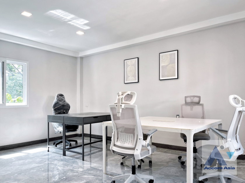 รูป 🔼🔽 AccomA 📩 Pet friendly,Home Office 5 BR Townhouse @ (AA44391) - รูปที่ 18/20