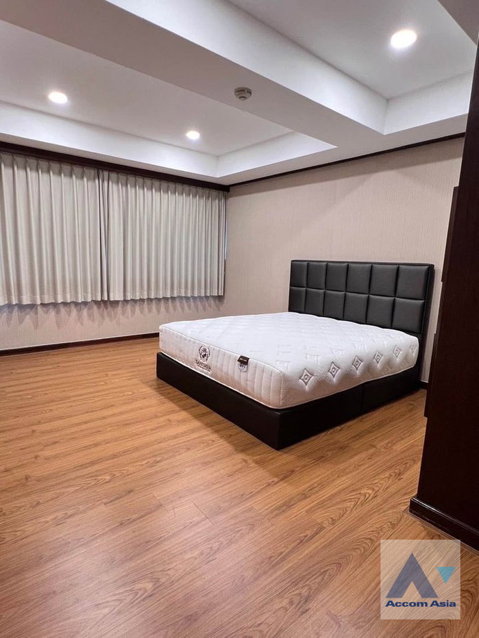 picture 🔼🔽 AccomA 📩  4 BR Condominium @Mano Tower (AA39829) - 12/20