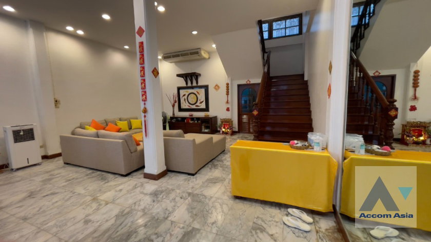 รูป 🔼🔽 AccomA 📩  4 BR House @Ekkamai Villas (AA36656) - รูปที่ 2/14