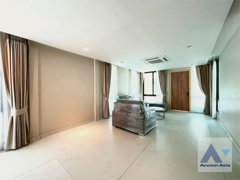 picture 🔼🔽 AccomA 📩 Newly renovated,Pet friendly,Common Pool 3 BR Townhouse @KLANG Nivas (AA41750) - 3/20