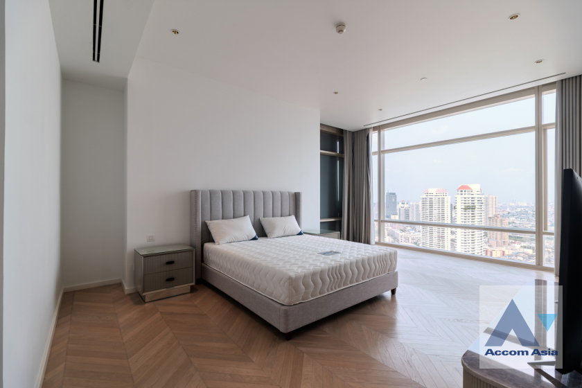 รูป 🔼🔽 AccomA 📩 Contemporary house with spacious open-plan and glass panels at Four Seasons Private Residences Condominium (AA31713) - รูปที่ 9/20