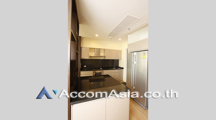 รูป 🔼🔽 AccomA 📩 Functional condo with light décor and smart layout (1519342) - รูปที่ 3/8