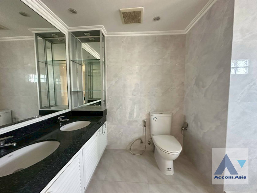 รูป 🔼🔽 AccomA 📩 Classic condominium with spacious layout and elegant wood design at Kallista Mansion (20838) - รูปที่ 15/19