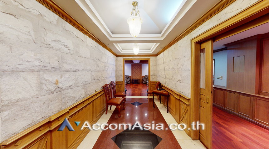 picture 🔼🔽 AccomA 📩 Charming Thai-style condominium with classic wooden accents (1510793) - 9/17