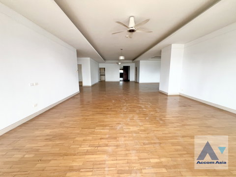 🔼🔽 AccomA 📩 Spacious Condo in the Heart of Sukhumvit with Large Balcony (21325)