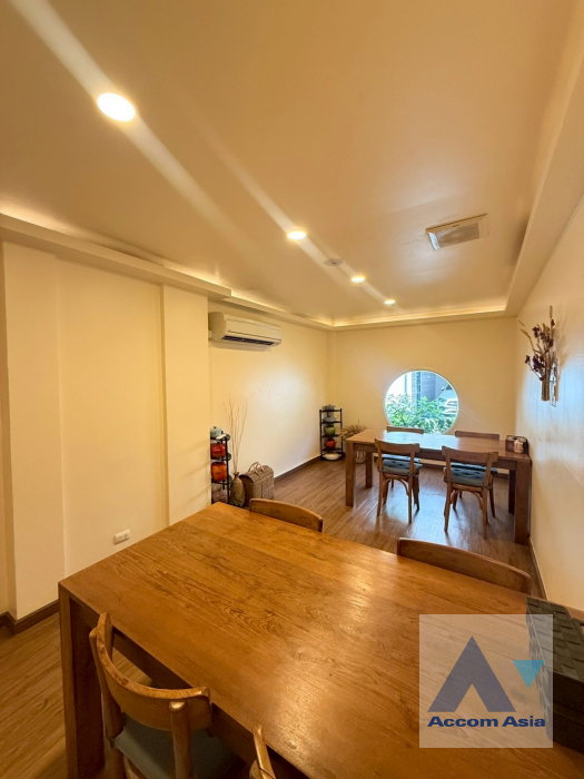 picture 🔼🔽 AccomA 📩  3 BR Townhouse in Khlong Tan Nuea (AA26641) - 5/20