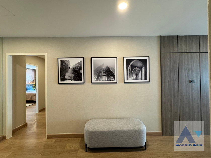 picture 🔼🔽 AccomA 📩  3 BR Condominium @Navin Court (AA39924) - 11/20