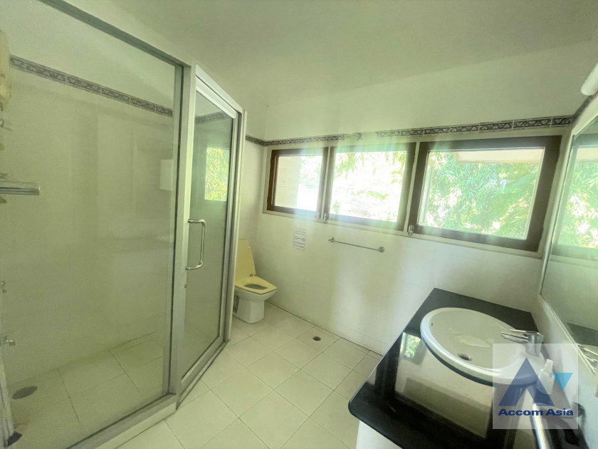 picture 🔼🔽 AccomA 📩 Home Office 3 BR House in Klong Tan (90248) - 16/20