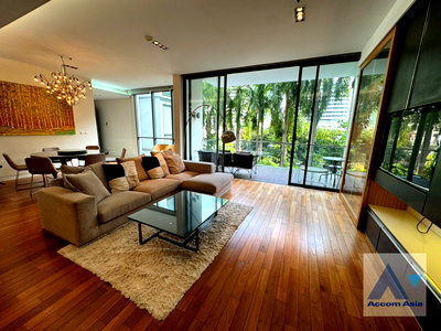 Condos for rent : 🔼🔽 AccomA 📩 Elegant condo with warm tones and built-in features (1512069)