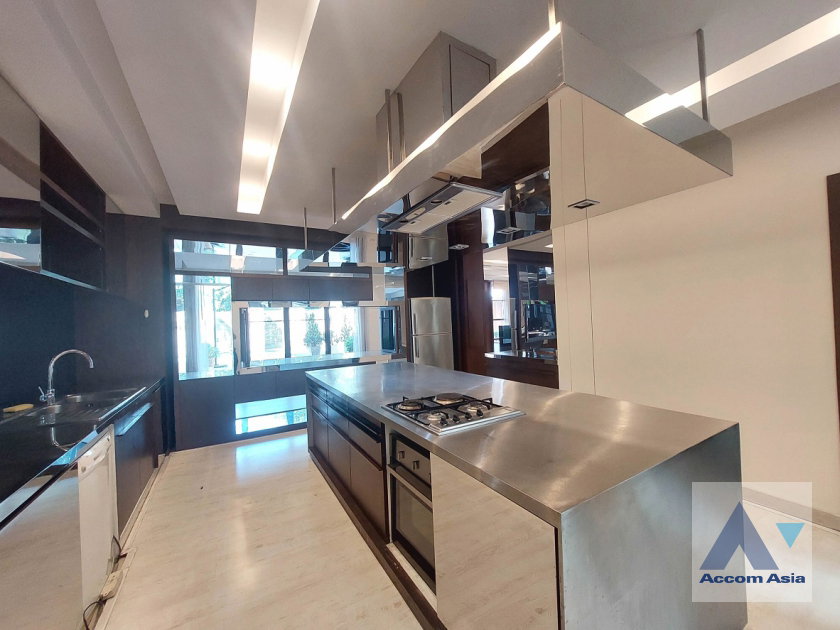รูป 🔼🔽 AccomA 📩 Boutique 3-Bedroom House for Rent in Compound near MRT Khlong Toei, Sathorn (55091) - รูปที่ 13/20