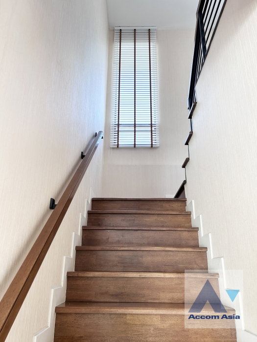 picture 🔼🔽 AccomA 📩  4 BR House @ (AA38888) - 10/18