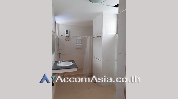 picture 🔼🔽 AccomA 📩 Pet friendly 3 BR Condominium @Karuehart Thongthip (AA25464) - 10/11