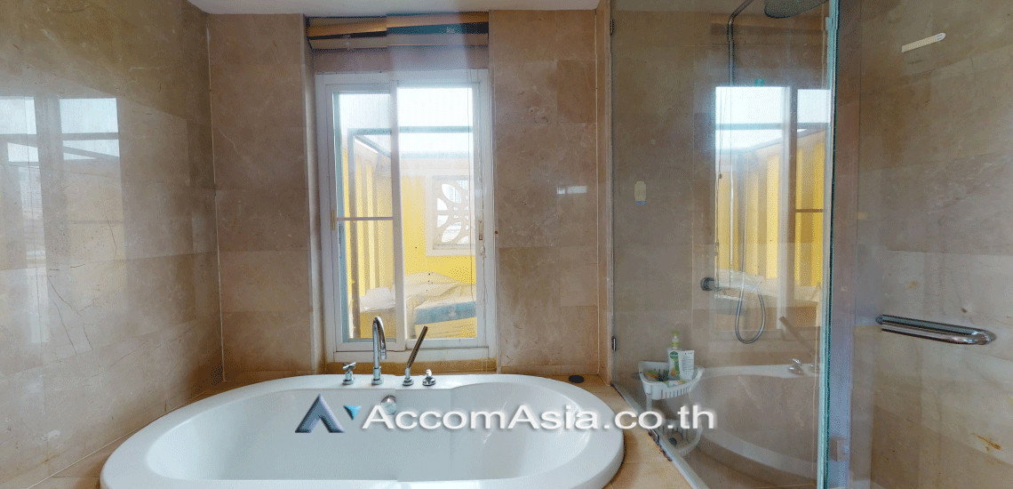รูป 🔼🔽 AccomA 📩 Modern unit with privacy balcony and city views (1513685) - รูปที่ 9/10