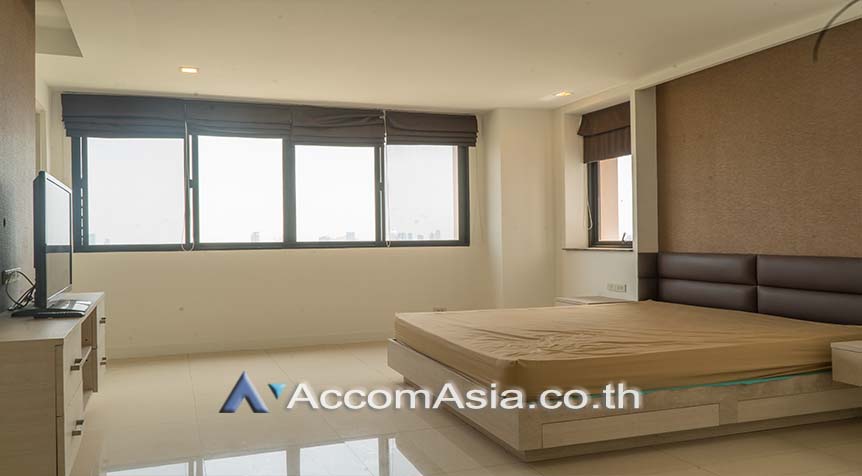 picture 🔼🔽 AccomA 📩 Spacious pet-friendly duplex condominium in a prime location. - 9/16