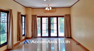 Houses for rent Market Place Nanglinchee : 🔼🔽 AccomA 📩  5 BR House in Chong Nonsi (1710845)
