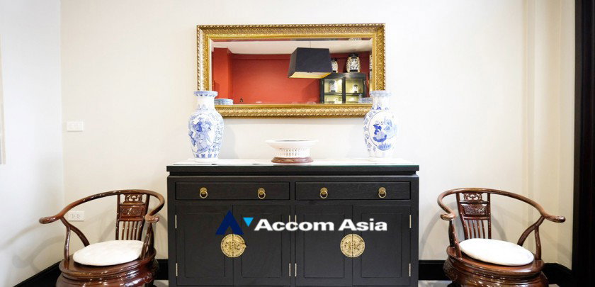 picture 🔼🔽 AccomA 📩 Home Office 4 BR Townhouse in Khlong Tan Nuea (AA27813) - 10/20