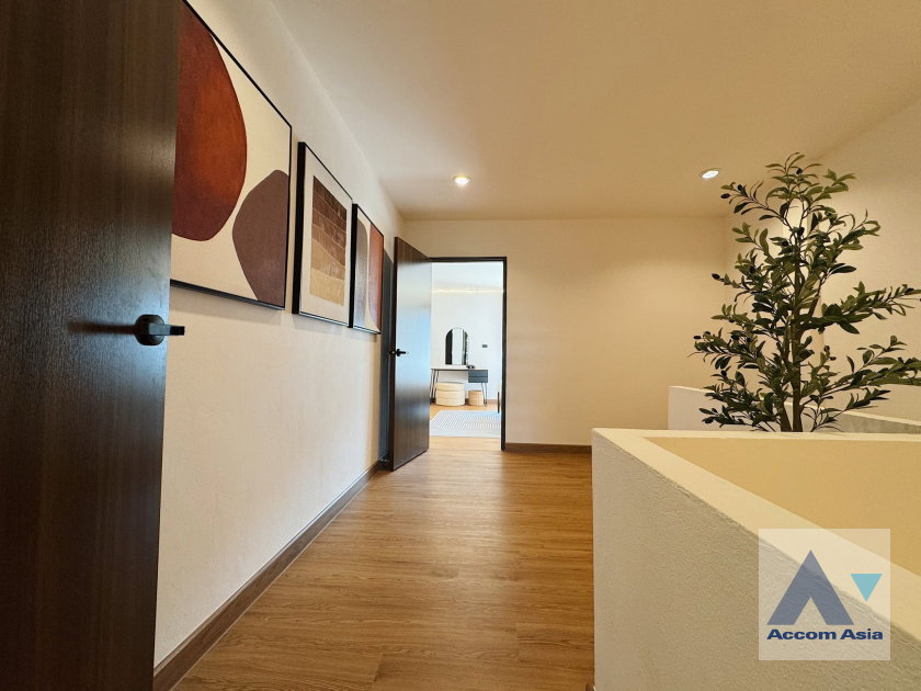 picture 🔼🔽 AccomA 📩 Fully Furnished 3 BR Townhouse in Phra Khanong Tai (AA45901) - 6/11