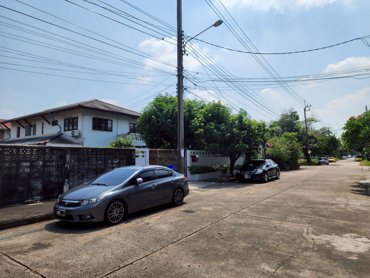รูป ขายบ้านเดี่ยว 99 ตร.วา หมู่บ้านเสนานิเวศน์ 2 หลังนวมินทร์ ซิตี้ อเวนิว - รูปที่ 11/13