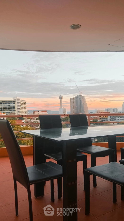 picture 3-BR Condo at Executive Residence 4 close to Phratamnak (ID 2577774) - 15/16