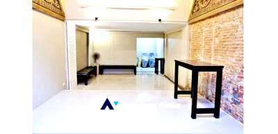 เช่าบ้านเดี่ยว วัน แบงค็อก   : 🔼🔽 AccomA 📩 Home Office 3 BR House in Khlong Tan Nuea (1612003)