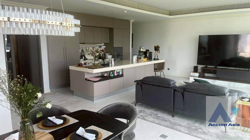 รูป 🔼🔽 AccomA 📩  2 BR Condominium @Sindhorn Tonson (AA44546) - รูปที่ 2/15