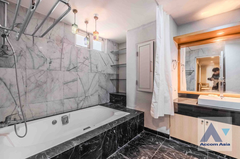 รูป 🔼🔽 AccomA 📩  3 BR Condominium @Oriental Tower (AA36666) - รูปที่ 16/20