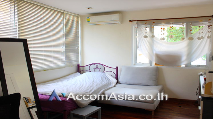 picture 🔼🔽 AccomA 📩  5 BR Townhouse in Khlong Toei Nuea (2514039) - 7/9