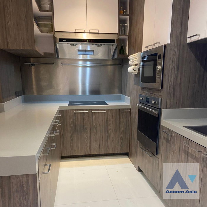 picture 🔼🔽 AccomA 📩 Modern dark-toned condo with glass dining at Royal Castle (AA44283) - 4/13