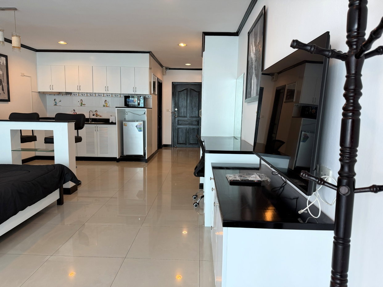 รูป 1 Bedroom Condo for Rent at Platinum Suites in Thepprasit Pattaya - รูปที่ 7/17