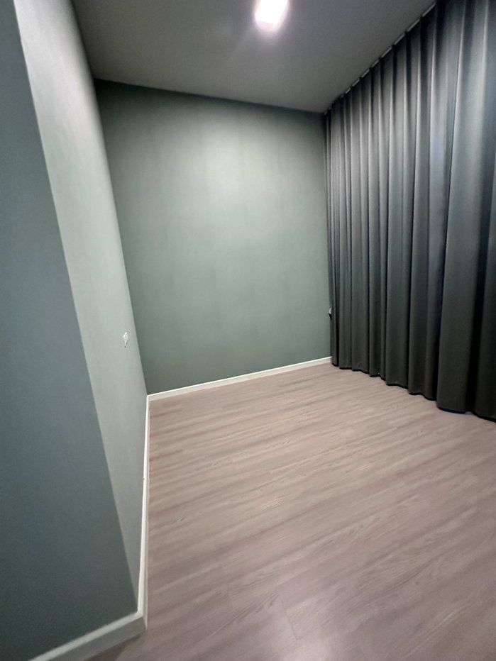 รูป ขายด่วน ทาวน์โฮม สิริเพลส พหลโยธิน 52 ในเครือแสนสิริ  ทาวน์โฮม 2 ชั้น 3 ห้องนอน 3 ห้องน้ำ จอดรถได้ 2 คัน (เจ้าของขายเองไม่รับนายหน้าค่ะ) โซนหน้าสวน  - รูปที่ 6/18