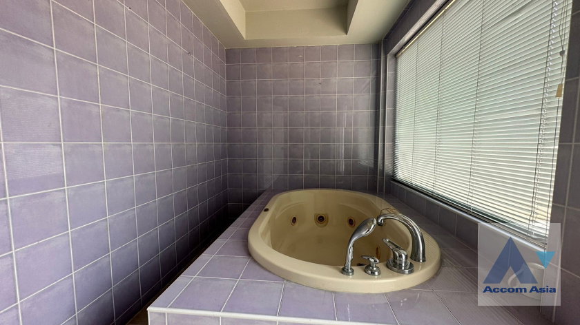 รูป 🔼🔽 AccomA 📩 Pet friendly,Home Office 4 BR Townhouse @Chicha Castle (1818447) - รูปที่ 14/18