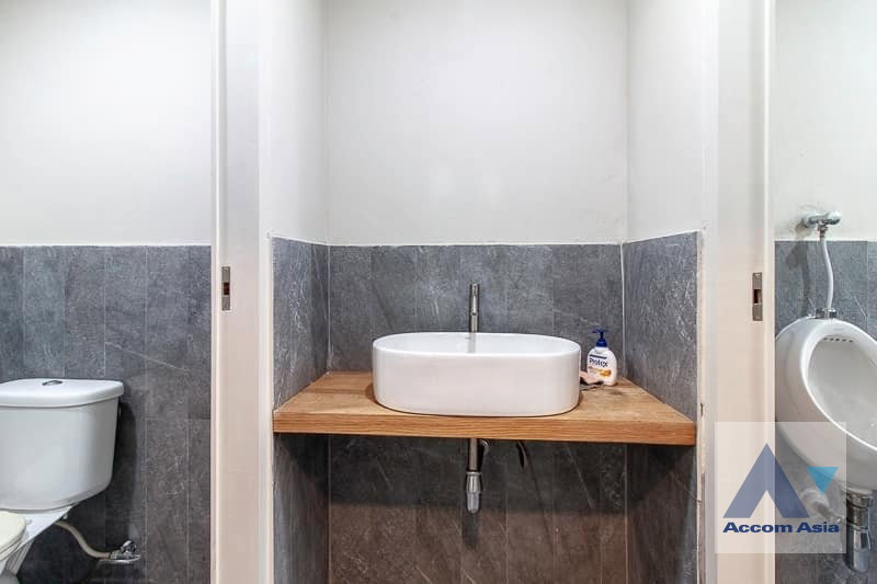picture 🔼🔽 AccomA 📩 Spacious Detached Home with Lofty Ceilings in Sathorn (AA30861) - 11/13