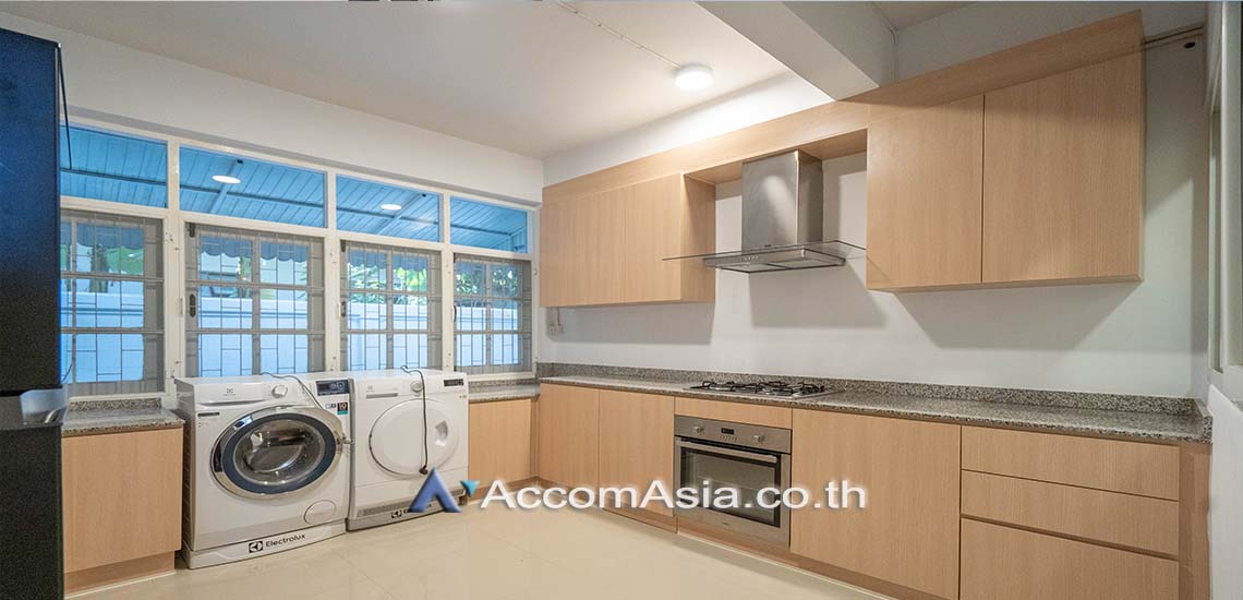 picture 🔼🔽 AccomA 📩 Private Swimming Pool,Garden 4 BR House in Phra Khanong Nuea (AA24957) - 8/19