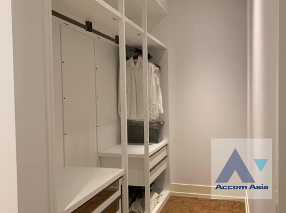 picture 🔼🔽 AccomA 📩  2 BR Condominium @The Ritz Carlton Residences (AA41678) - 10/14