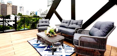 Townhouses for rent : 🔼🔽 AccomA 📩  Modern resort-style home with high ceilings and premium finishes in Phrom Phong (AA33786)