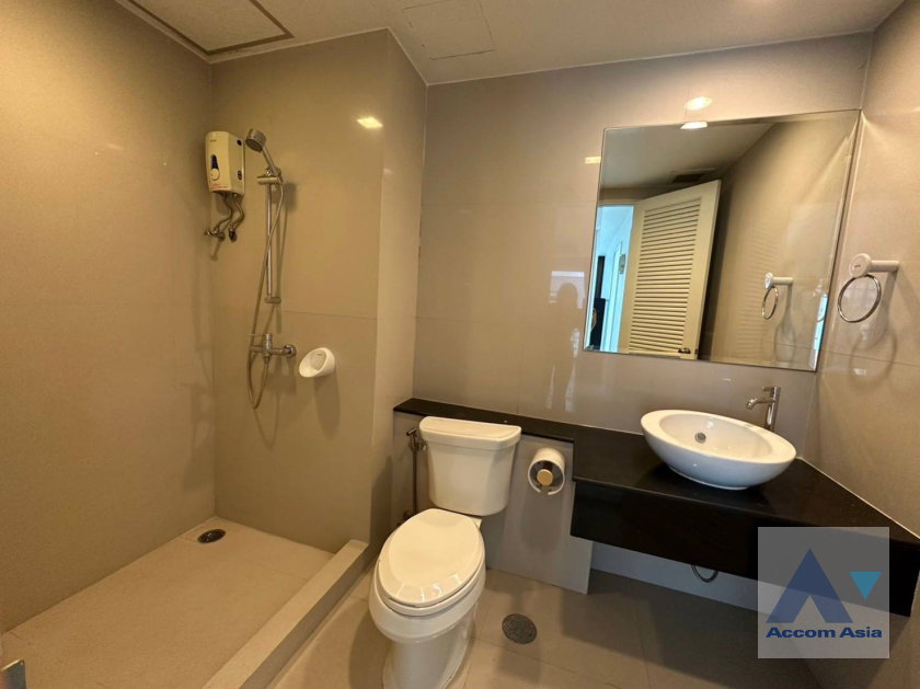 รูป 🔼🔽 AccomA 📩 Minimalist condo with bright interiors and large windows at Nusasiri Grand Condominium (1517644) - รูปที่ 15/15