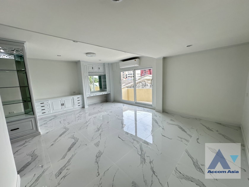 รูป 🔼🔽 AccomA 📩 Home Office 4 BR Townhouse @Yenakart Residence (AA43570) - รูปที่ 10/20
