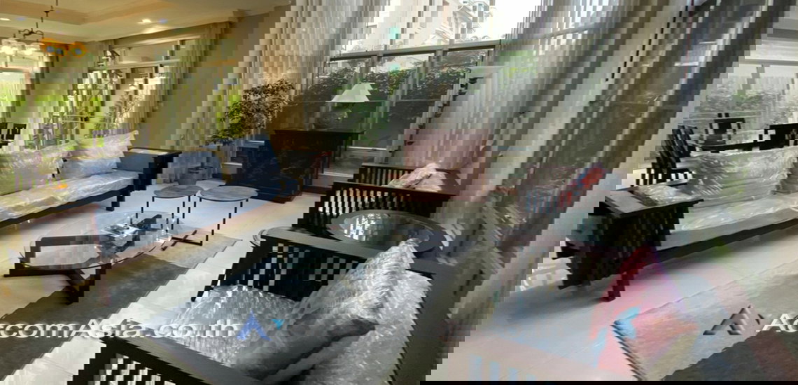 picture 🔼🔽 AccomA 📩 Villa-style home with elegant design and greenery view (95245) - 6/20