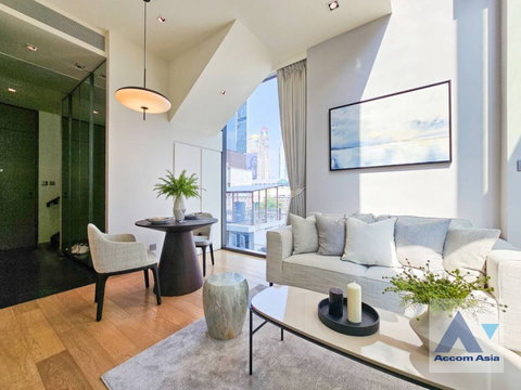 🔼🔽 AccomA 📩 Fully Furnished,Duplex Condo 1 BR Condominium @28 Chidlom (AA40099)