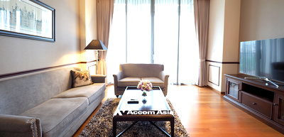 Condos for rent : 🔼🔽 AccomA 📩 Vintage-style condo in Sathorn with city view and separate kitchen (AA22681)