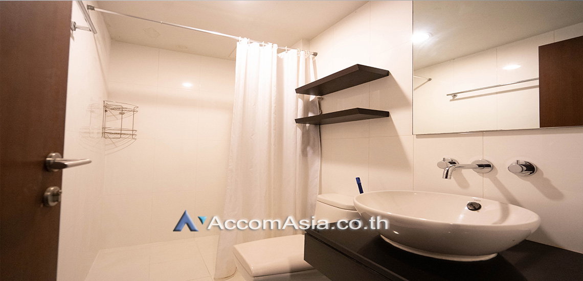 รูป 🔼🔽 AccomA 📩  2 BR Condominium @Urbana Langsuan (21388) - รูปที่ 9/9