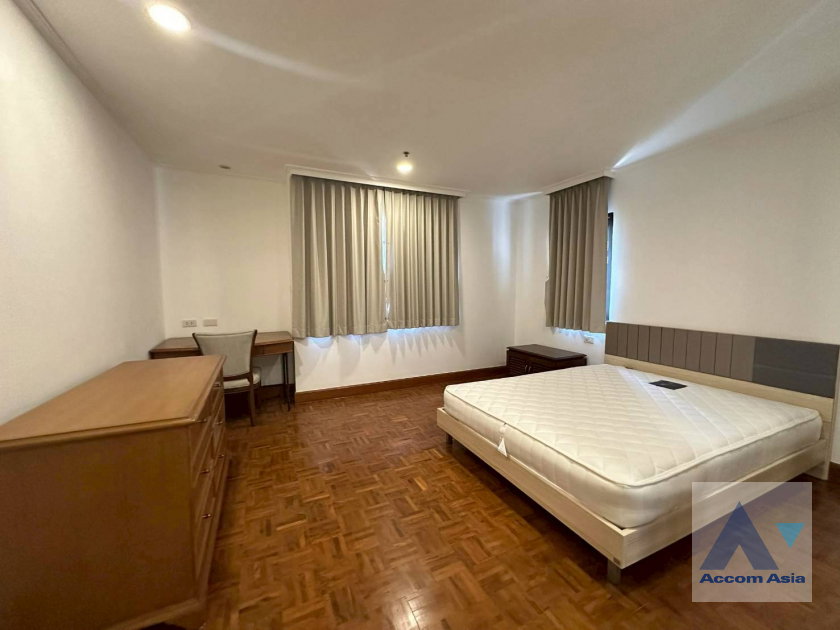 รูป 🔼🔽 AccomA 📩 Classic condominium with spacious layout and elegant wood design at Kallista Mansion (20838) - รูปที่ 9/19