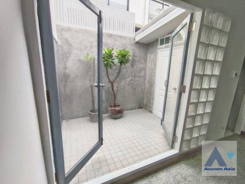picture 🔼🔽 AccomA 📩 Pet friendly 3 BR House in Khlong Tan Nuea (AA36328) - 11/16