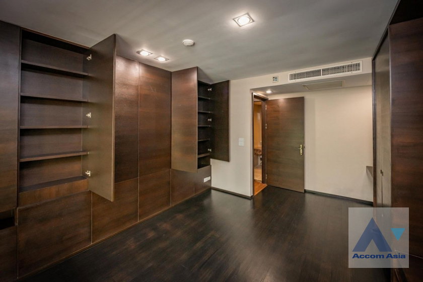 picture 🔼🔽 AccomA 📩 Pet friendly 2 BR Condominium @Silver Heritage (AA45888) - 13/20