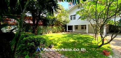 Houses for rent The Emquartier : 🔼🔽 AccomA 📩 Pet friendly,Garden 3 BR House in Klong Tan (AA25488)