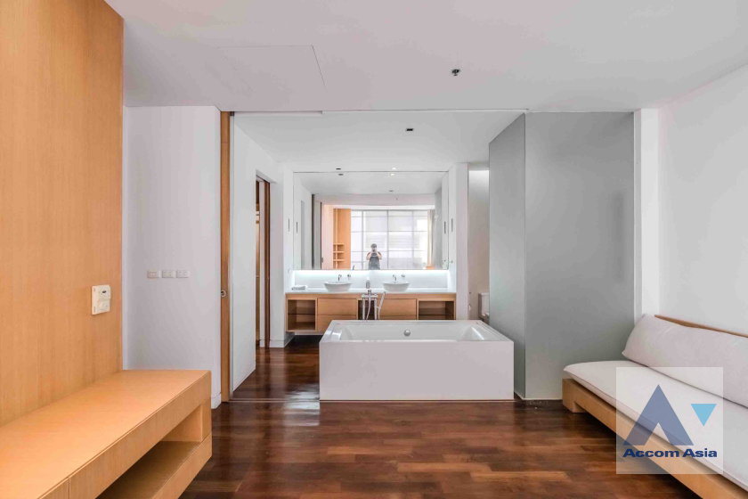 รูป 🔼🔽 AccomA 📩 Fully furnished condo with spacious layout in Asoke at Domus 16 (AA19258) - รูปที่ 17/20