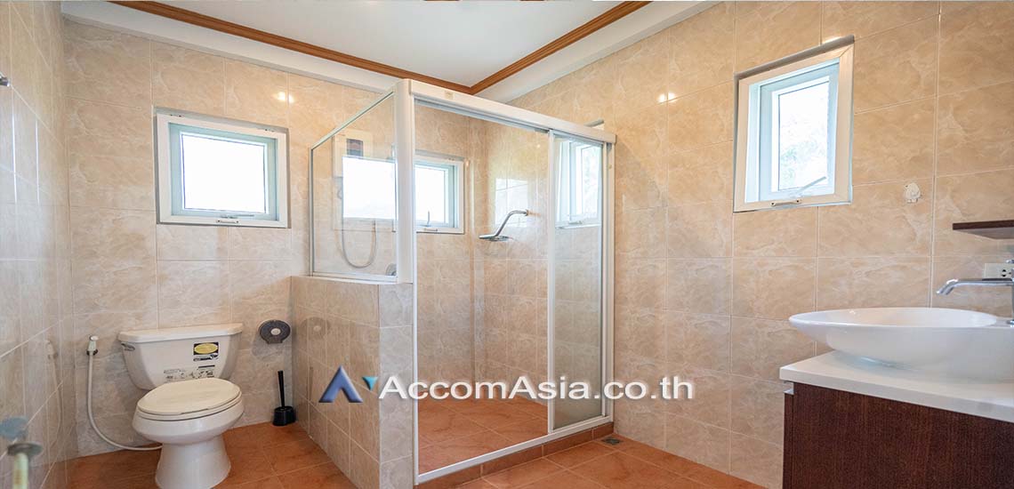 รูป 🔼🔽 AccomA 📩 Pet friendly,Home Office 3 BR House in Phra Khanong Nuea (13000588) - รูปที่ 14/19