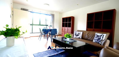 Houses for rent Esplanade Ratchadapisek  : 🔼🔽 AccomA 📩  3 BR House in Khwaeng Sam Sen Nai (90396)